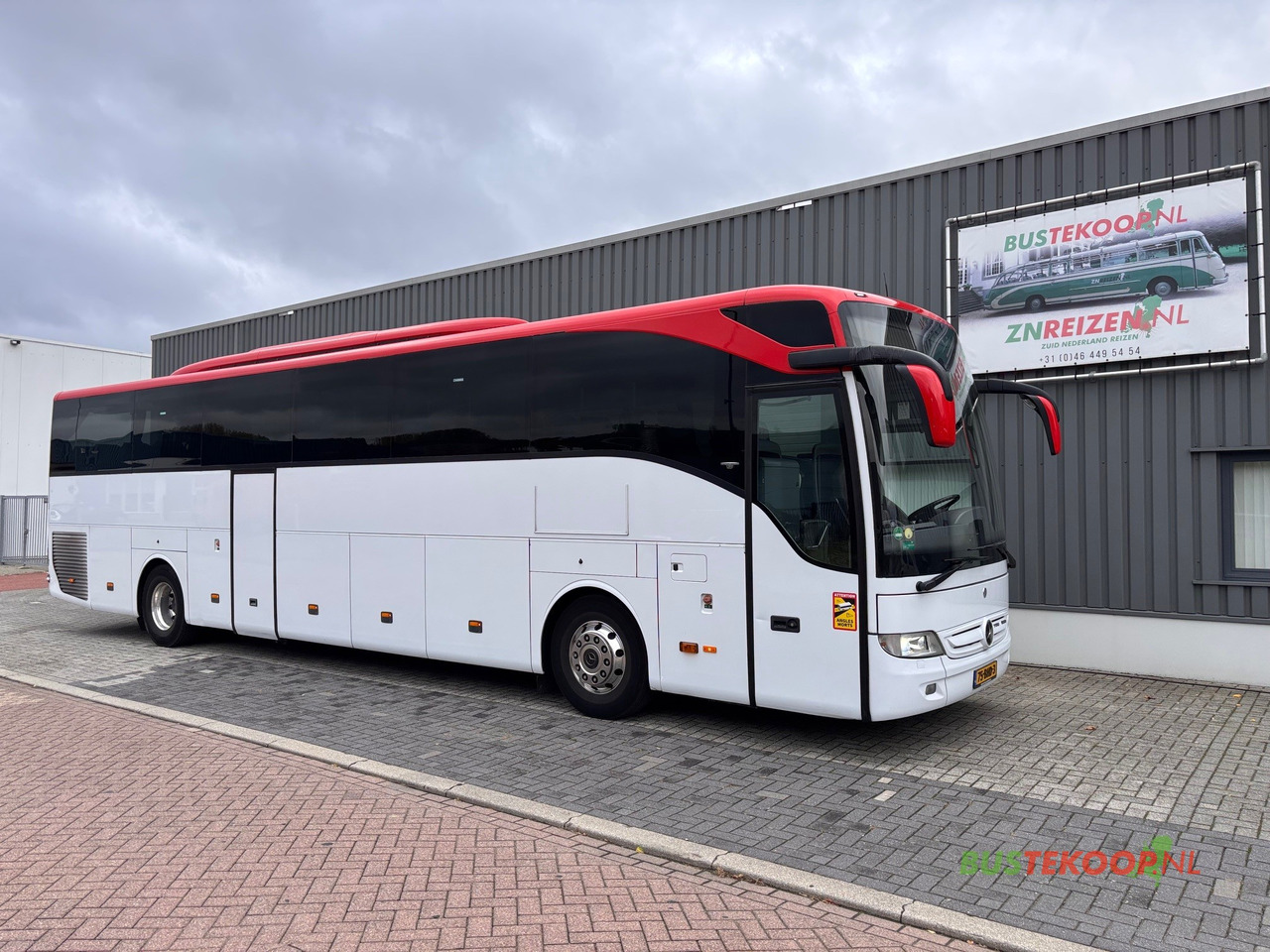 Mercedes TOURISMO RHD-M/2A - Starppilsētu autobuss: foto 1 Mercedes TOURISMO RHD-M/2A - Starppilsētu autobuss: foto 1