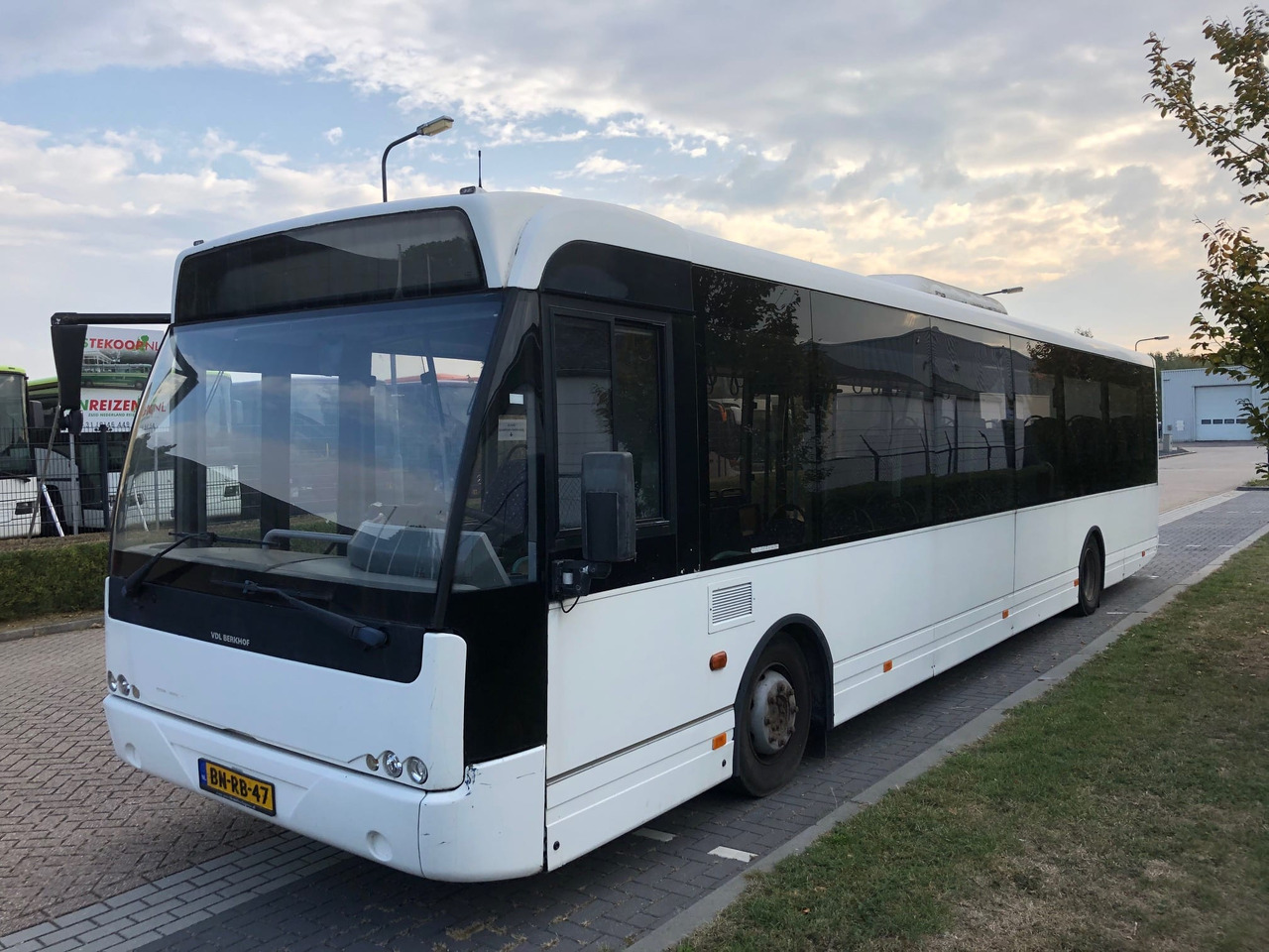 VDL Berkhof Ambassador 200, Euro 3 - Pilsētas autobuss: foto 2 VDL Berkhof Ambassador 200, Euro 3 - Pilsētas autobuss: foto 2