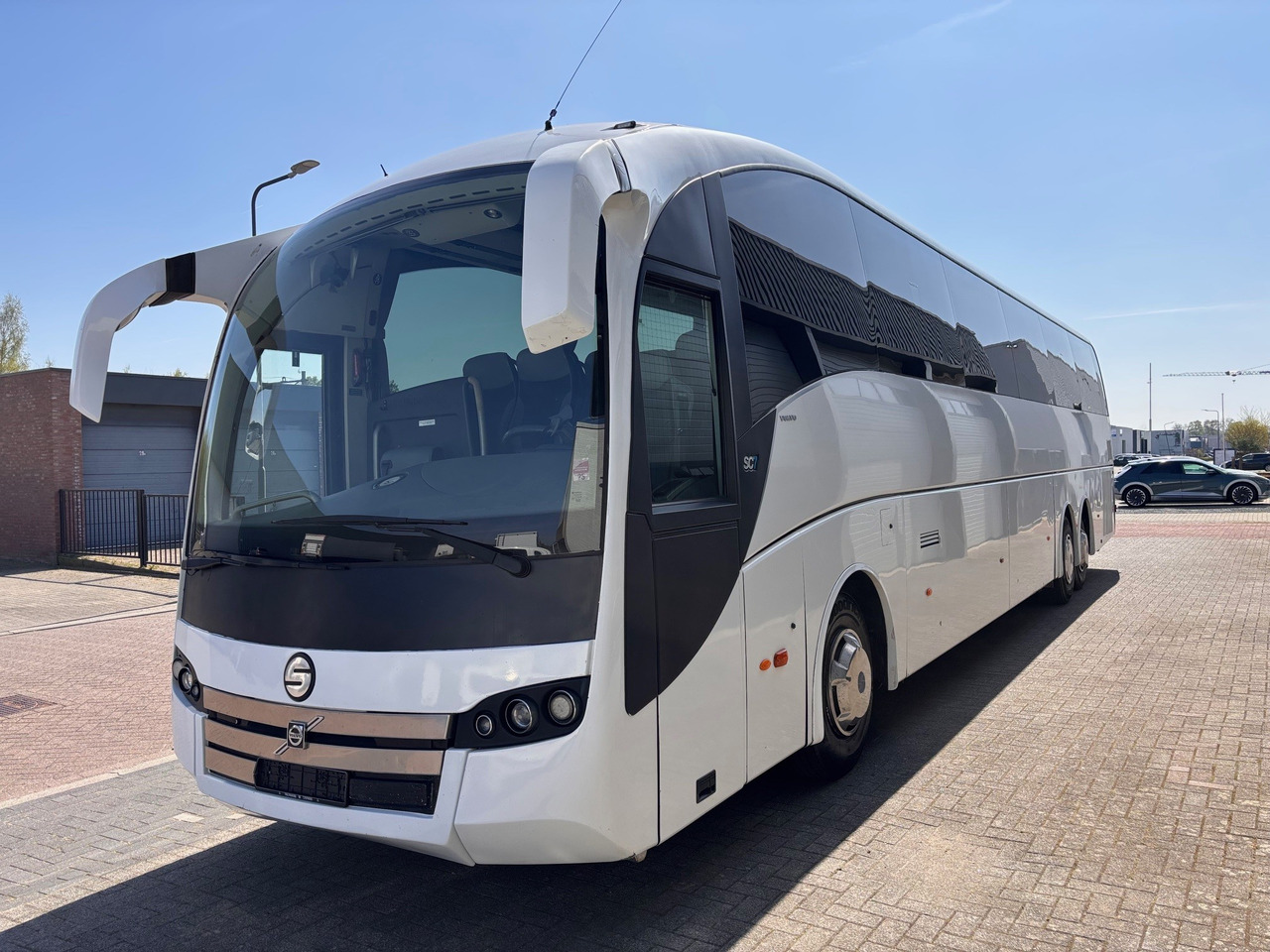 Volvo B11R SUNSUNDEGUI SC7, Euro 6. - Starppilsētu autobuss: foto 3 Volvo B11R SUNSUNDEGUI SC7, Euro 6. - Starppilsētu autobuss: foto 3