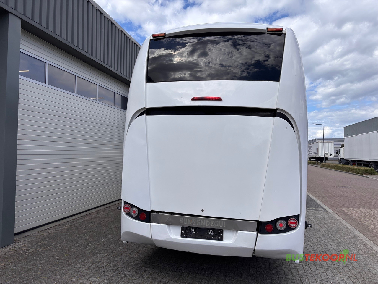 Volvo B11R SUNSUNDEGUI SC7, Euro 6. - Starppilsētu autobuss: foto 5 Volvo B11R SUNSUNDEGUI SC7, Euro 6. - Starppilsētu autobuss: foto 5