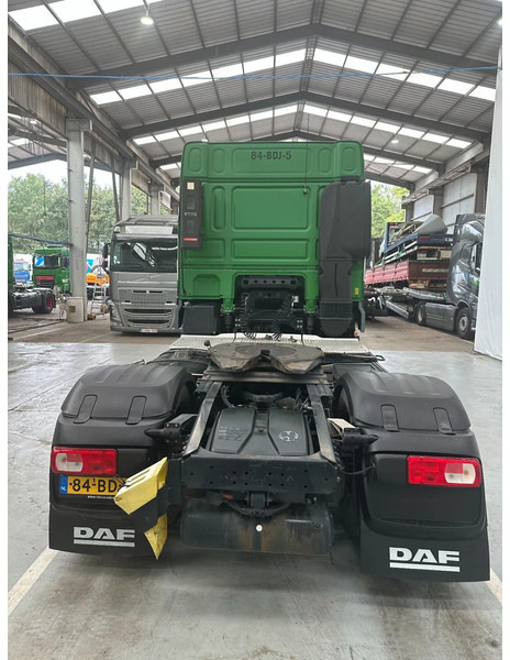DAF XF 106.440 SPACECAB /ADR /INTARDER/STANDAIRCO - Vilcējs: foto 4 DAF XF 106.440 SPACECAB /ADR /INTARDER/STANDAIRCO - Vilcējs: foto 4