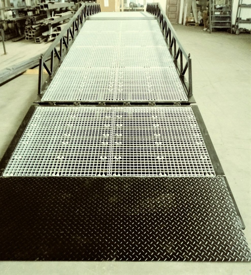 Jaunā Iekraušanas rampa Loading Ramp with with hydraulic tilting bridge -  AZ RAMP - STAR LLO- 20 T.: foto 8