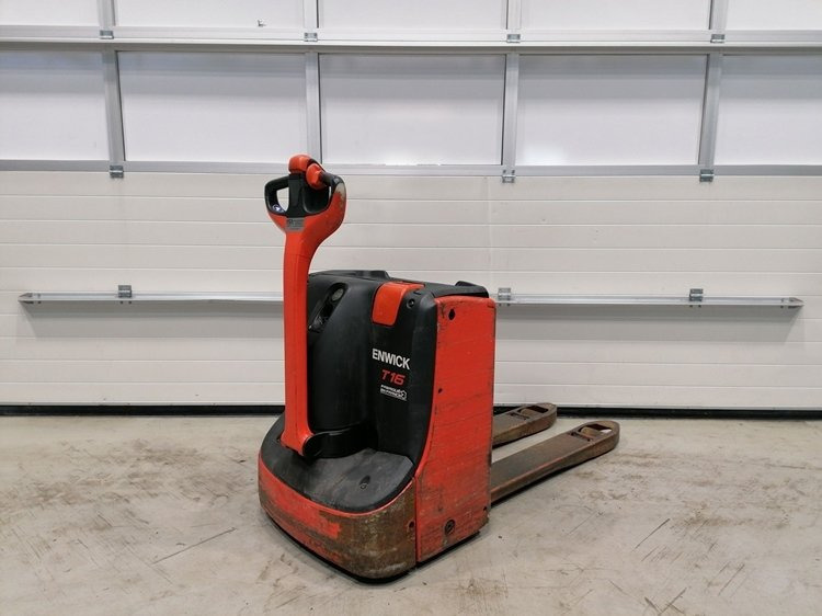 Used Electric Pallet Truck-Fenwick-T16 - Rokas palešu ratiņi: foto 4 Used Electric Pallet Truck-Fenwick-T16 - Rokas palešu ratiņi: foto 4