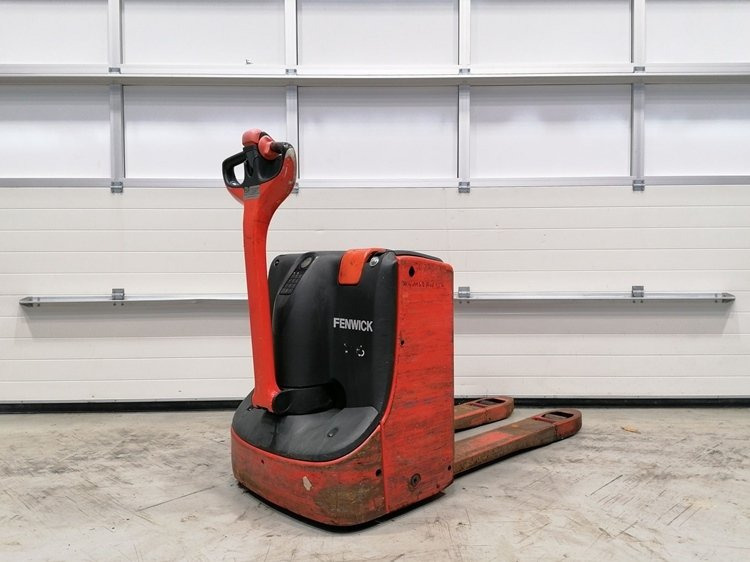 Used Electric Pallet Truck-Fenwick-T16 - Rokas palešu ratiņi: foto 4 Used Electric Pallet Truck-Fenwick-T16 - Rokas palešu ratiņi: foto 4