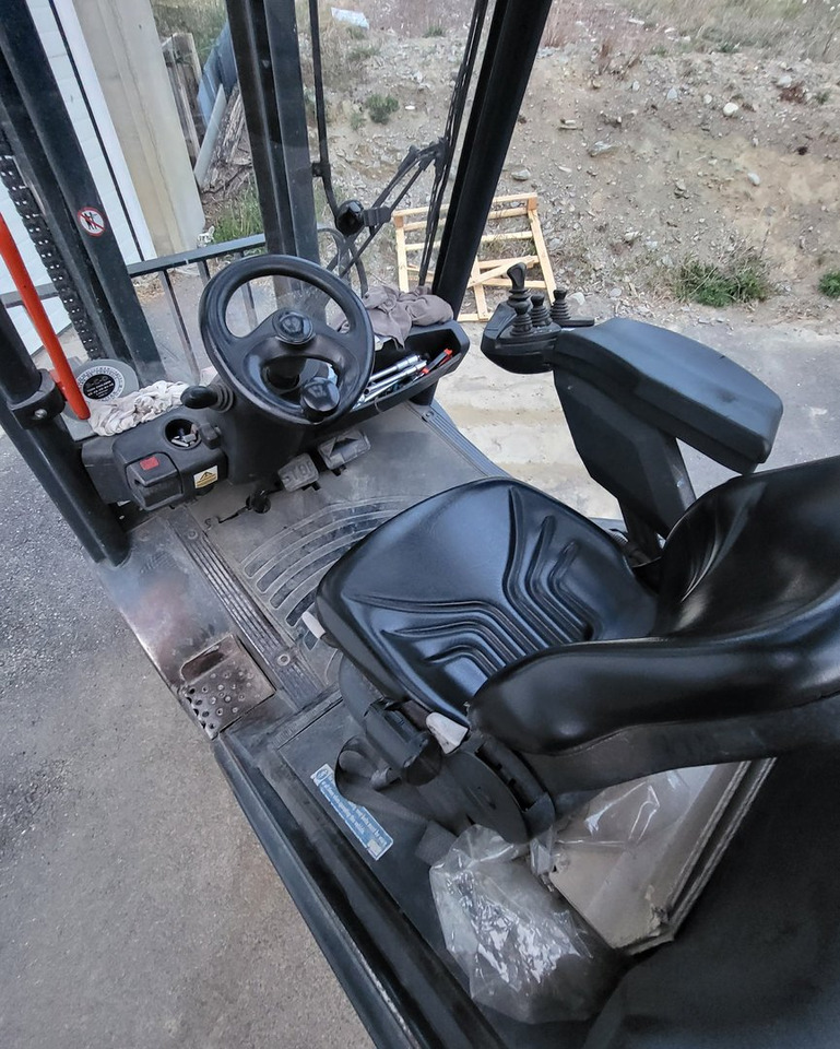 Used Forklift FENWICK LINDE H25D - Autokrāvējs: foto 4 Used Forklift FENWICK LINDE H25D - Autokrāvējs: foto 4