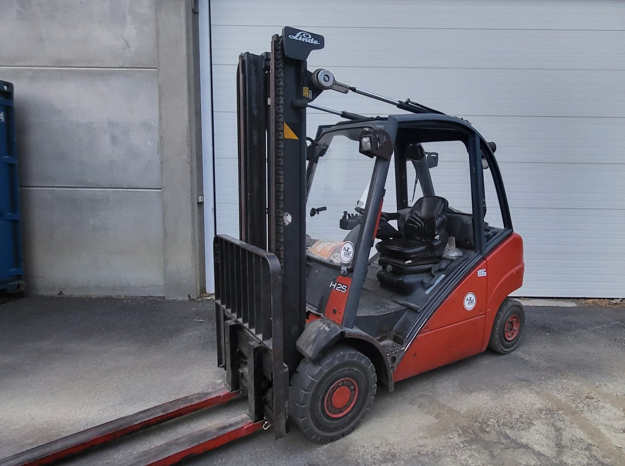 Used Forklift FENWICK LINDE H25D - Autokrāvējs: foto 2 Used Forklift FENWICK LINDE H25D - Autokrāvējs: foto 2