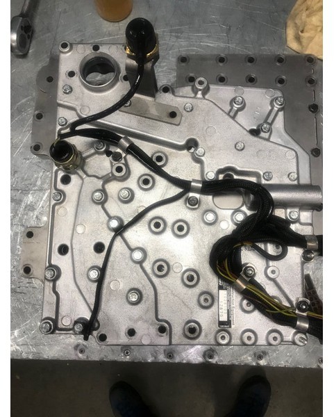 Volvo Rebuilt valve block 22517 22518 22545 22546 22648 22649 22688 22689 22640 22650 22401 22671 22418 22419 - Pārnesumkārba: foto 2 Volvo Rebuilt valve block 22517 22518 22545 22546 22648 22649 22688 22689 22640 22650 22401 22671 22418 22419 - Pārnesumkārba: foto 2