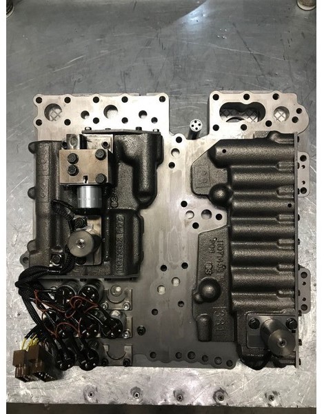 Volvo Rebuilt valve block 22517 22518 22545 22546 22648 22649 22688 22689 22640 22650 22401 22671 22418 22419 - Pārnesumkārba: foto 1 Volvo Rebuilt valve block 22517 22518 22545 22546 22648 22649 22688 22689 22640 22650 22401 22671 22418 22419 - Pārnesumkārba: foto 1