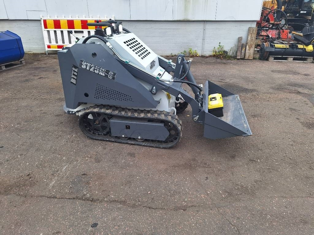 Kāpurķēžu iekrāvējs BTTL St25m-6: foto 24