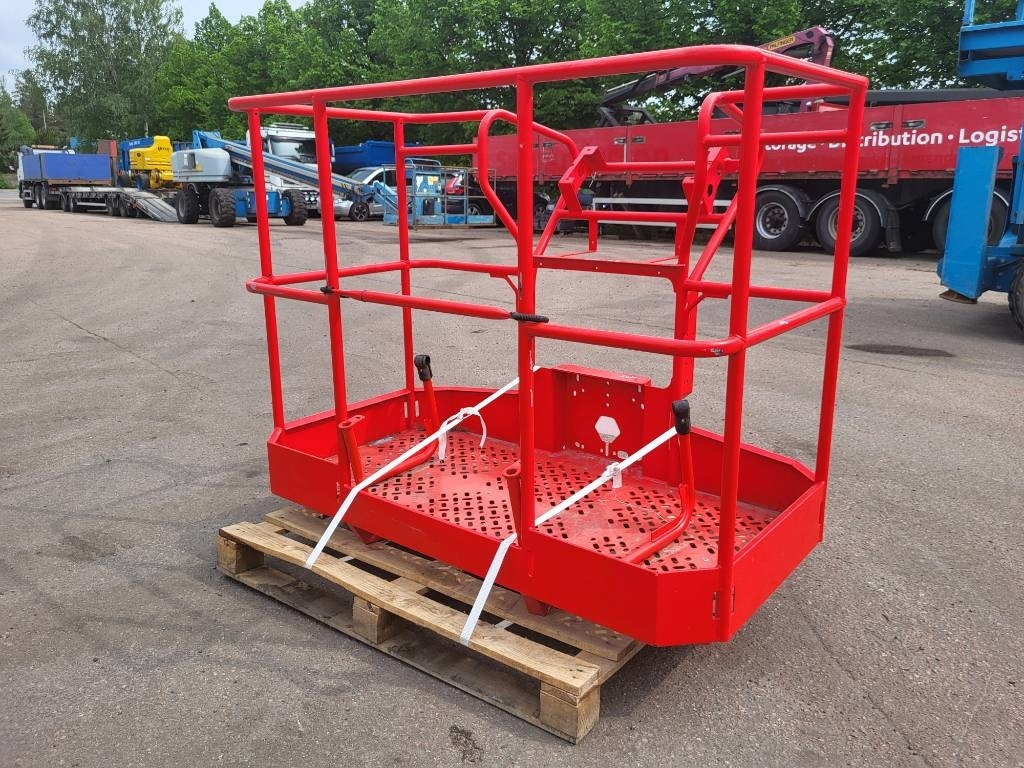 Manitou ATJ 200 kori - Pacēlājs: foto 2 Manitou ATJ 200 kori - Pacēlājs: foto 2