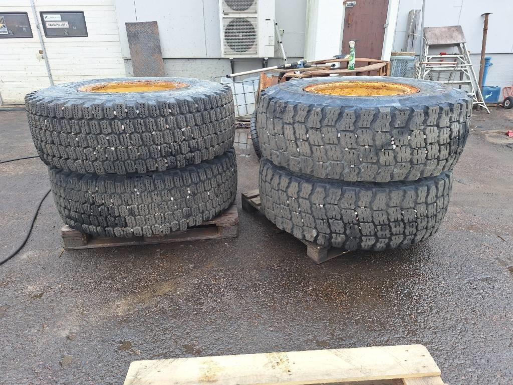 Michelin 17.5R-25 Renkaat 4kpl - Riepa - Celtniecības tehnika: foto 2 Michelin 17.5R-25 Renkaat 4kpl - Riepa - Celtniecības tehnika: foto 2