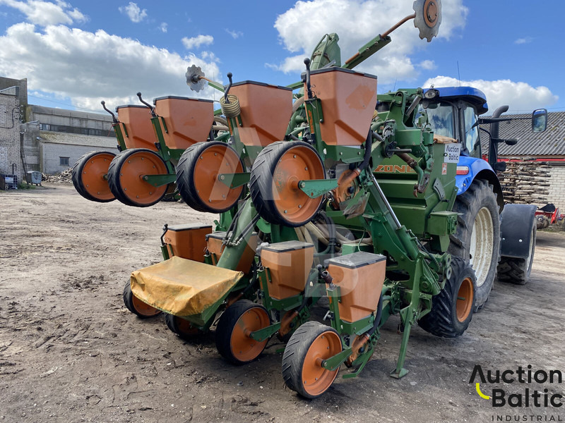 Amazone ED 602 K - Precīzās izsējas sējmašīna: foto 4 Amazone ED 602 K - Precīzās izsējas sējmašīna: foto 4