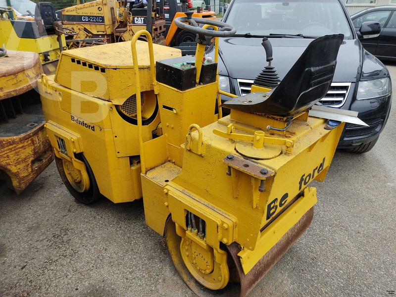 Benford - Veltnis: foto 1 Benford - Veltnis: foto 1