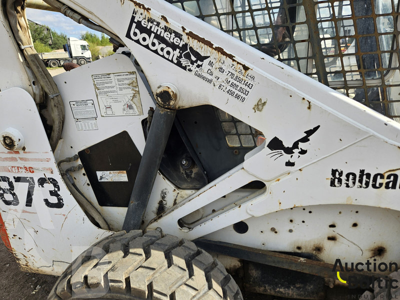 Kompaktiekrāvējs Bobcat 873: foto 14