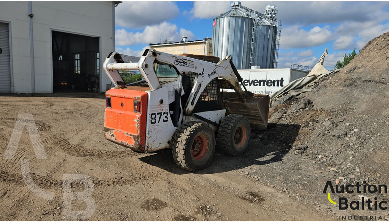 Kompaktiekrāvējs Bobcat 873: foto 6