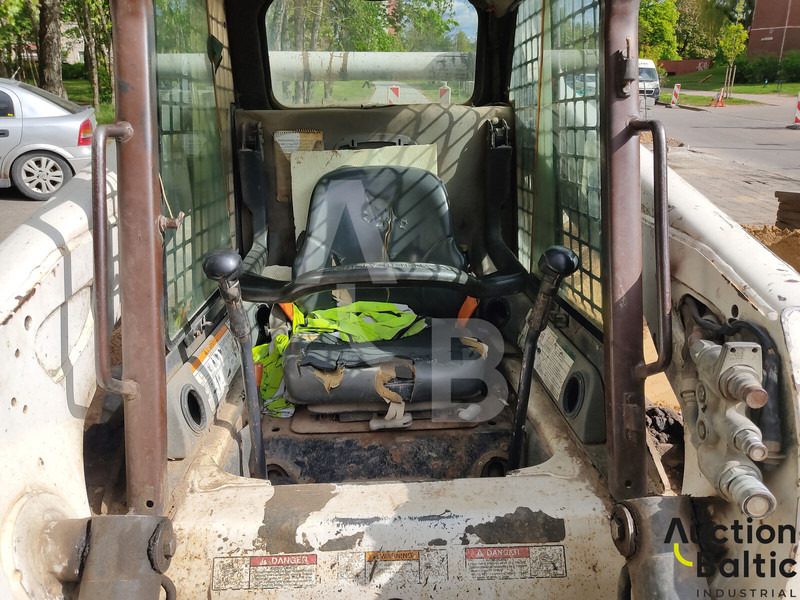 Bobcat S 250 - Kompaktiekrāvējs: foto 5 Bobcat S 250 - Kompaktiekrāvējs: foto 5