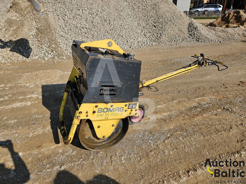Bomag BW 71EHB-2 - Veltnis: foto 1 Bomag BW 71EHB-2 - Veltnis: foto 1