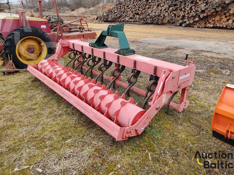 CONCEPT PERUGINI Perugini - Vertikālā augsnes frēze: foto 2 CONCEPT PERUGINI Perugini - Vertikālā augsnes frēze: foto 2