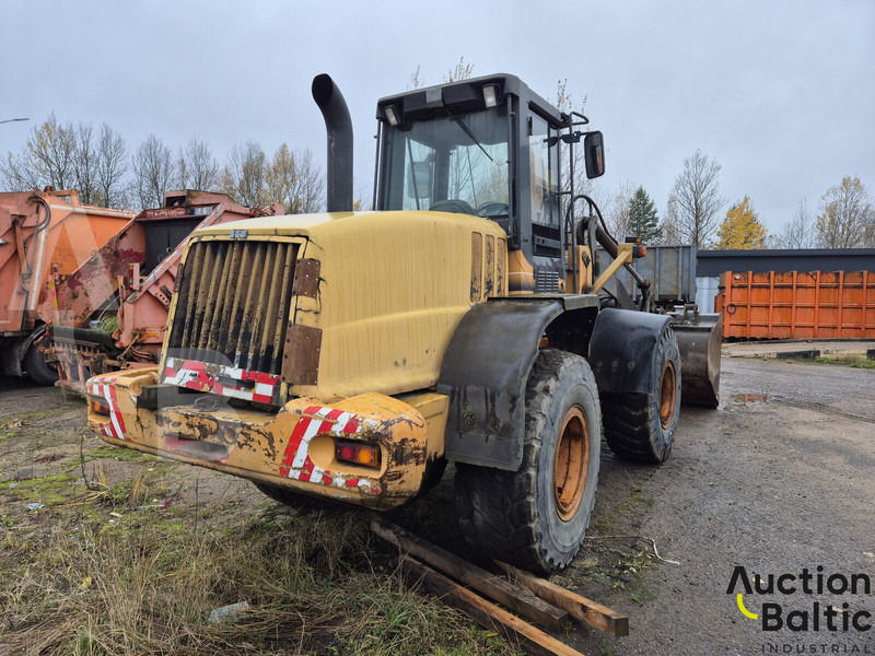 Case 621 D - Riteņu iekrāvējs: foto 4 Case 621 D - Riteņu iekrāvējs: foto 4