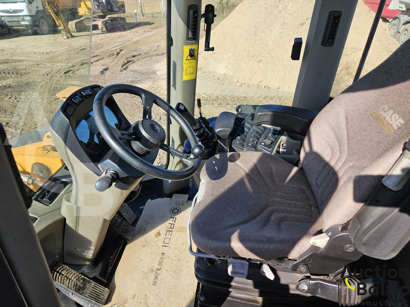 Case 821 F - Riteņu iekrāvējs: foto 5 Case 821 F - Riteņu iekrāvējs: foto 5