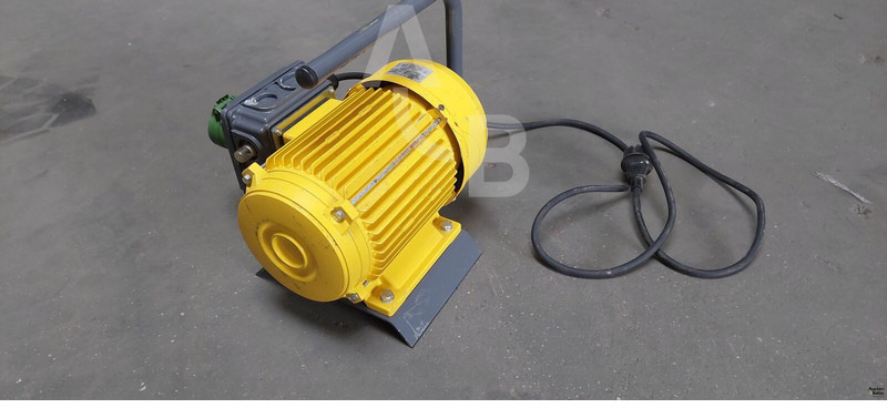 Atlas-Copco CF11MEco - Celtniecības tehnika: foto 4 Atlas-Copco CF11MEco - Celtniecības tehnika: foto 4