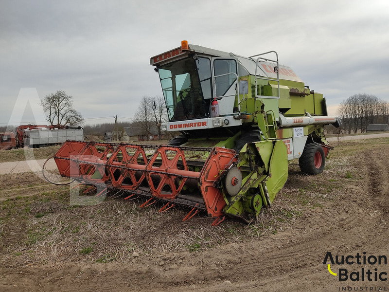 Claas Dominator 108 SL - Labības kombains: foto 1 Claas Dominator 108 SL - Labības kombains: foto 1
