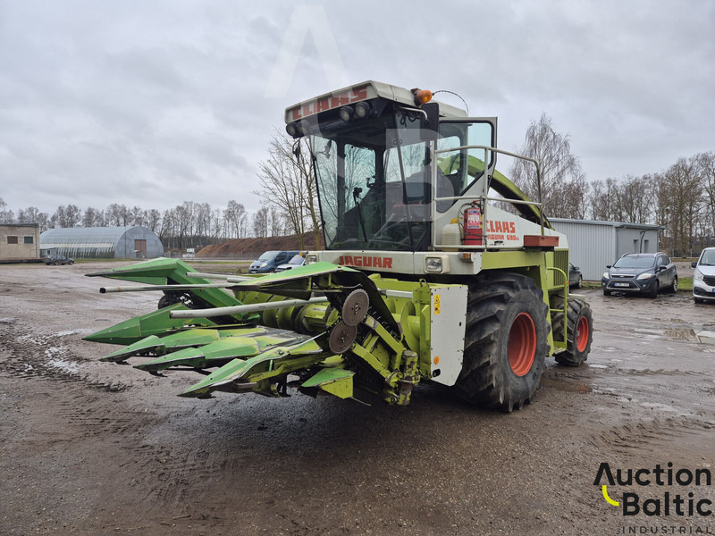 Claas Jaguar 690 SL - Lopbarības kombains: foto 1 Claas Jaguar 690 SL - Lopbarības kombains: foto 1