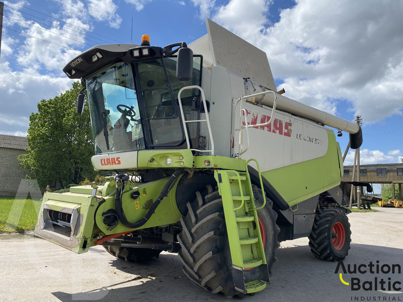 Claas Lexion 570 - Labības kombains: foto 2 Claas Lexion 570 - Labības kombains: foto 2