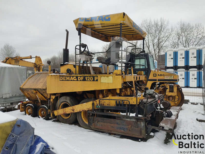 Demag DF 120 P - Asfalta klājējs: foto 4 Demag DF 120 P - Asfalta klājējs: foto 4