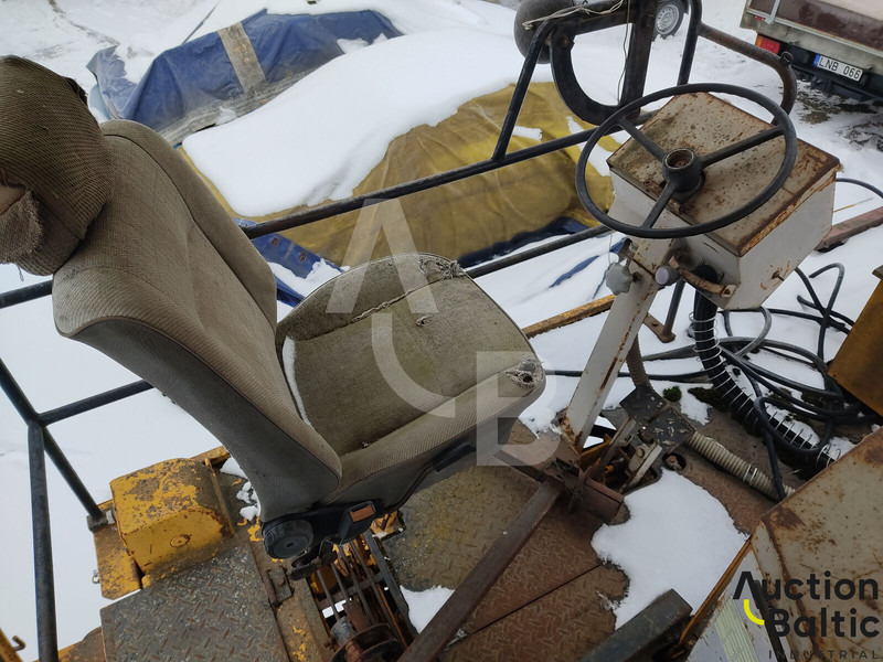 Demag DF 120 P - Asfalta klājējs: foto 5 Demag DF 120 P - Asfalta klājējs: foto 5