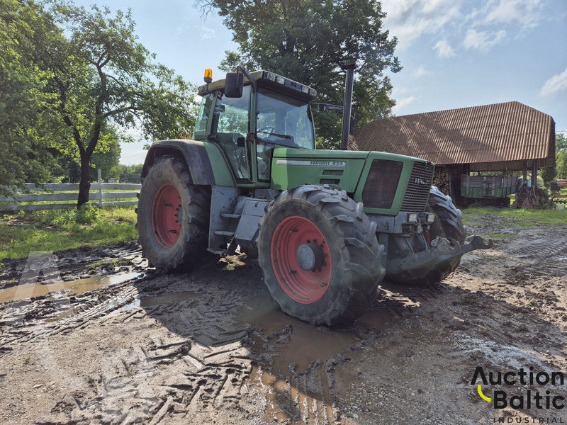 Fendt Favorit 824 - Traktors: foto 2 Fendt Favorit 824 - Traktors: foto 2