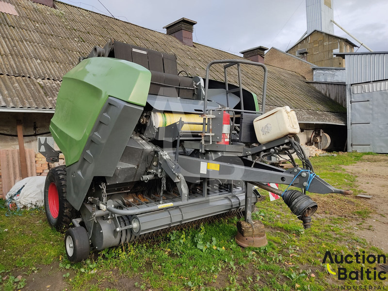 Fendt Rotana 180V Xtracut - Rituļu prese: foto 1 Fendt Rotana 180V Xtracut - Rituļu prese: foto 1
