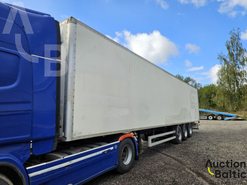 Fruehauf T39 - Tenta puspiekabe: foto 2 Fruehauf T39 - Tenta puspiekabe: foto 2