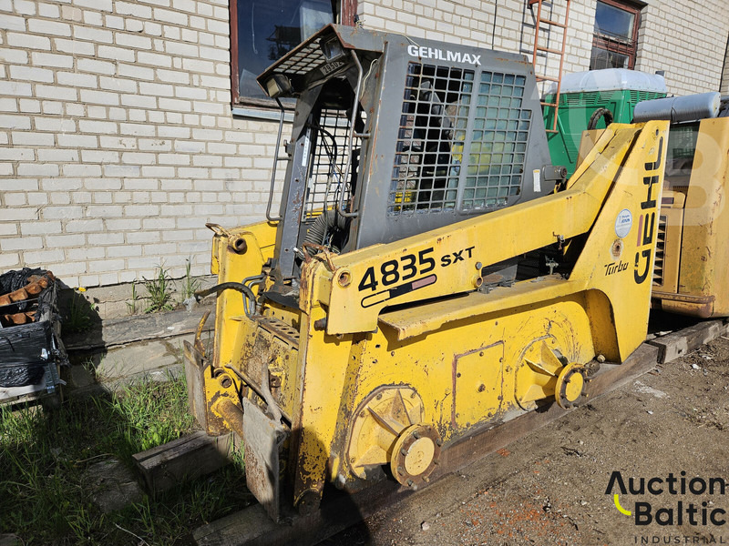 Gehl 4835 SXT - Kompaktiekrāvējs: foto 1 Gehl 4835 SXT - Kompaktiekrāvējs: foto 1