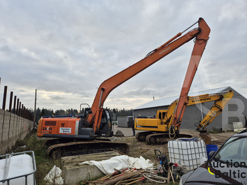 Hitachi ZX 210 LC-3 - Kāpurķēžu ekskavators: foto 3 Hitachi ZX 210 LC-3 - Kāpurķēžu ekskavators: foto 3