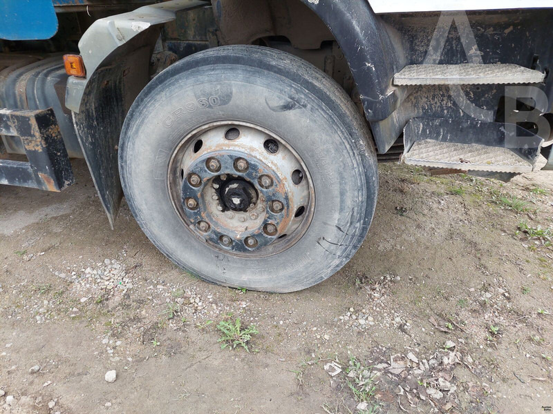 Bortu kravas automašīna/ Platforma, Kravas auto ar manipulatoru Iveco 180E18: foto 15