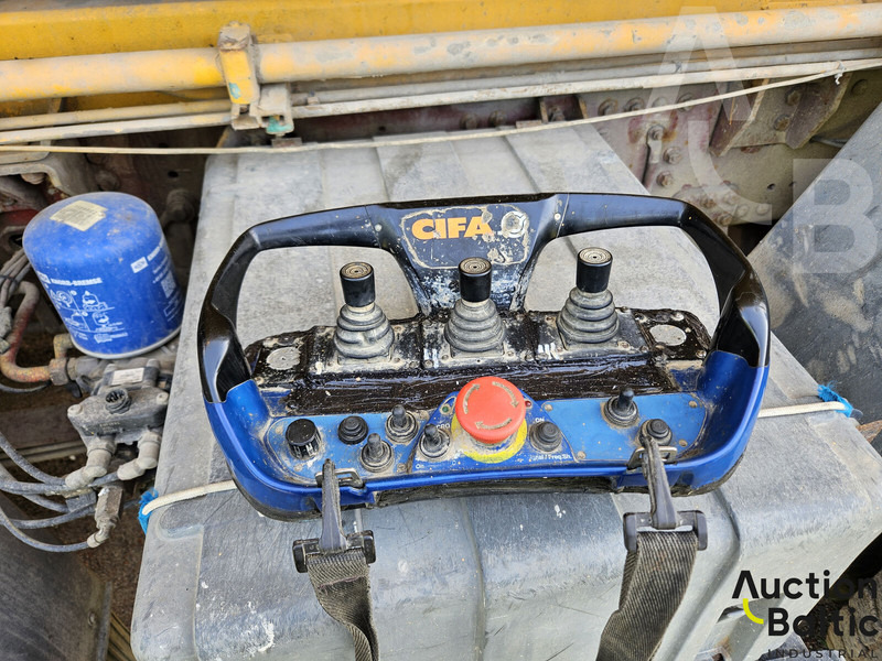 Stacionārais betona sūknis Iveco Magirus: foto 13