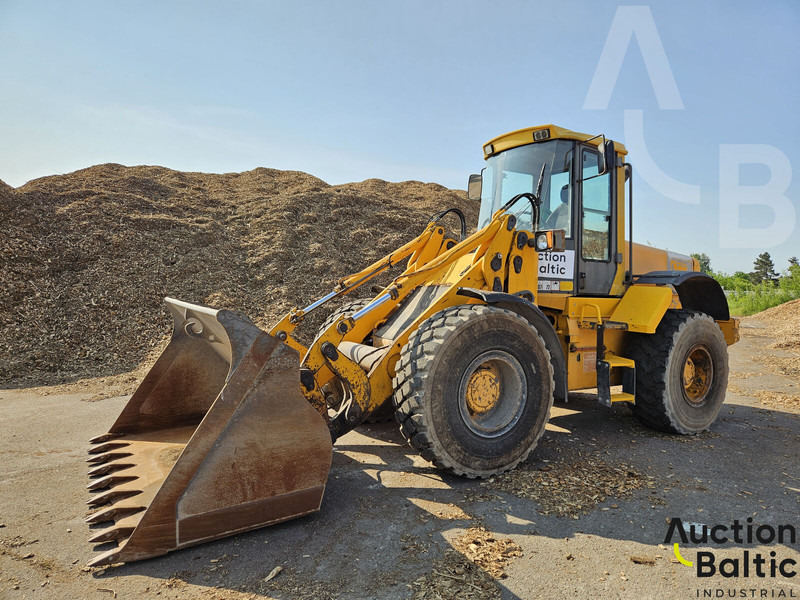 JCB 426 HT - Riteņu iekrāvējs: foto 2 JCB 426 HT - Riteņu iekrāvējs: foto 2