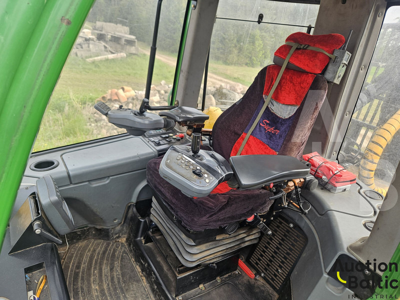 John Deere 1010 E - Meža piekabe: foto 5 John Deere 1010 E - Meža piekabe: foto 5