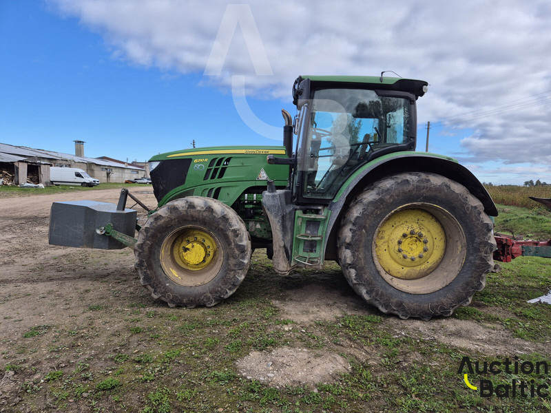 John Deere 6210 R - Traktors: foto 3 John Deere 6210 R - Traktors: foto 3
