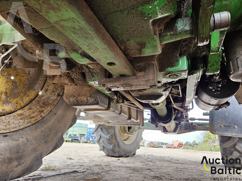 Traktors John Deere 6430: foto 11