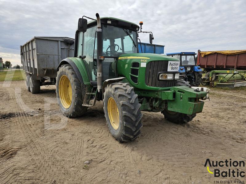 John Deere 6430 - Traktors: foto 1 John Deere 6430 - Traktors: foto 1