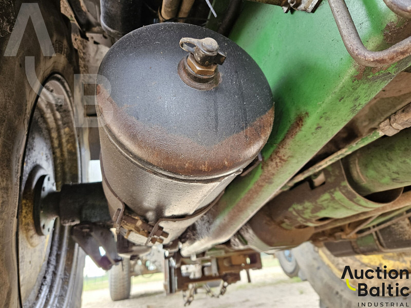 Traktors John Deere 6430: foto 9