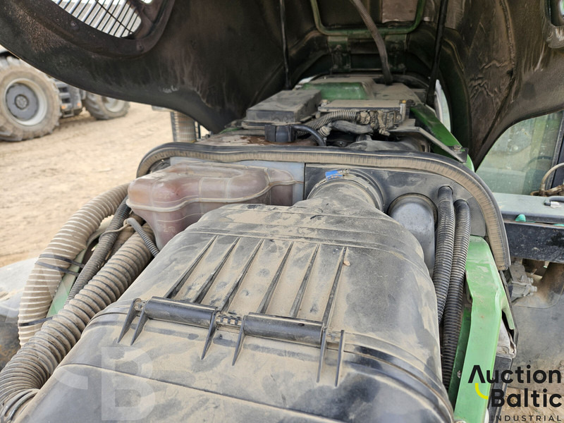 Traktors John Deere 6430: foto 8