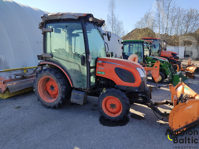 KIOTI CK 4010 - Traktors: foto 2 KIOTI CK 4010 - Traktors: foto 2