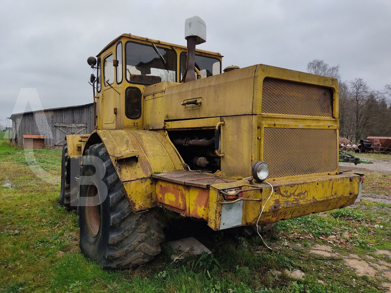 KIROVETS K 701 - Traktors: foto 2 KIROVETS K 701 - Traktors: foto 2