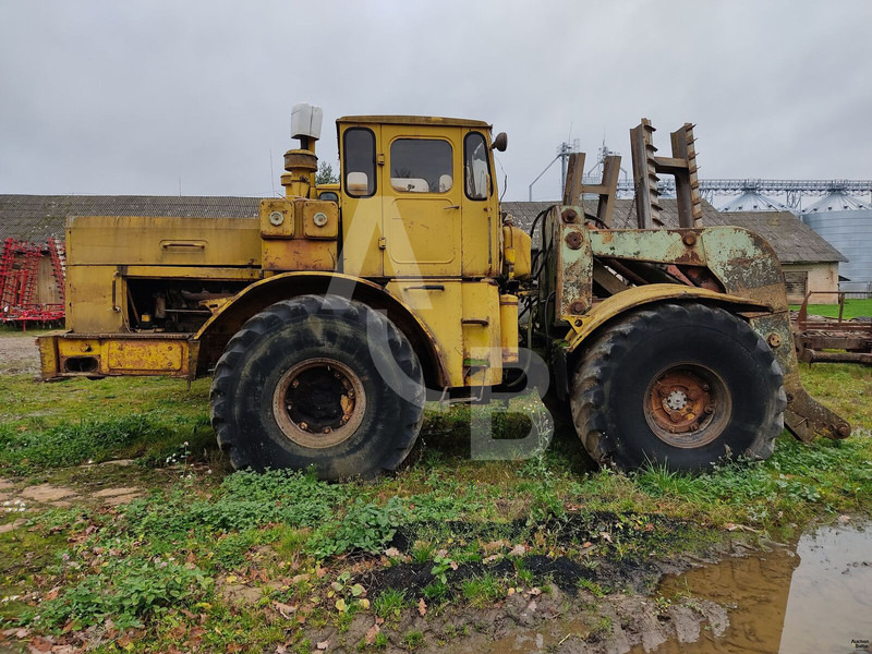 KIROVETS K 701 - Traktors: foto 5 KIROVETS K 701 - Traktors: foto 5