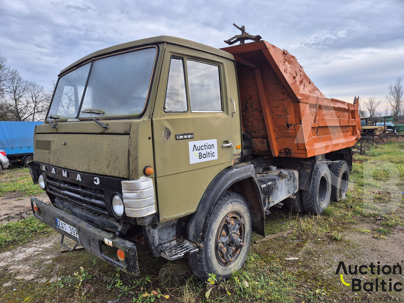 Kamaz 5511 - Kravas automašīna pašizgāzējs: foto 1 Kamaz 5511 - Kravas automašīna pašizgāzējs: foto 1