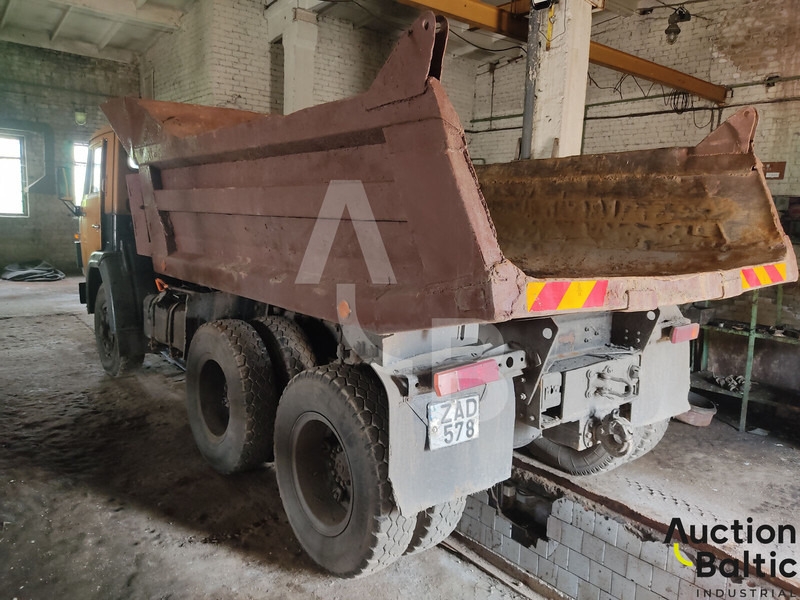 Kamaz 5511 - Kravas automašīna pašizgāzējs: foto 3 Kamaz 5511 - Kravas automašīna pašizgāzējs: foto 3