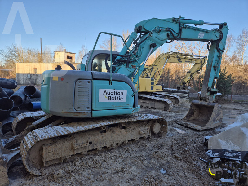 Kobelco SK 135 SR LC-1 E - Kāpurķēžu ekskavators: foto 3 Kobelco SK 135 SR LC-1 E - Kāpurķēžu ekskavators: foto 3